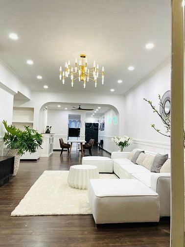 Căn hộ Cảnh Viên 2 120m² giá 19 triệu - Vị trí đắc địa Phú Mỹ Hưng!