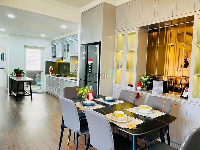 Căn hộ Cảnh Viên 120m² giá 23 triệu tại Phú Mỹ Hưng - Cơ hội tốt!