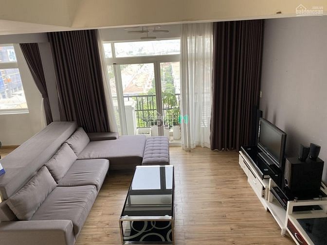 Bán Penthouse Cảnh Viên 300m² giá 10.9 tỷ - Cơ hội hiếm có!