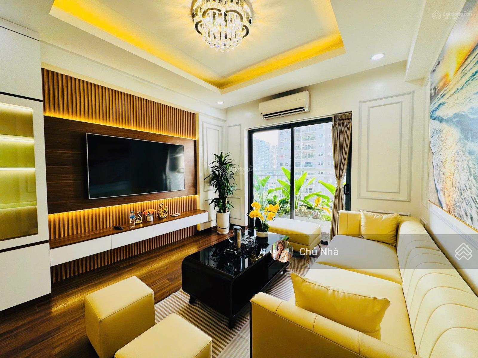 Căn hộ 2 phòng ngủ 65m² tại Handi Resco Lê Văn Lương giá 5.x tỷ - Cơ hội hiếm có!