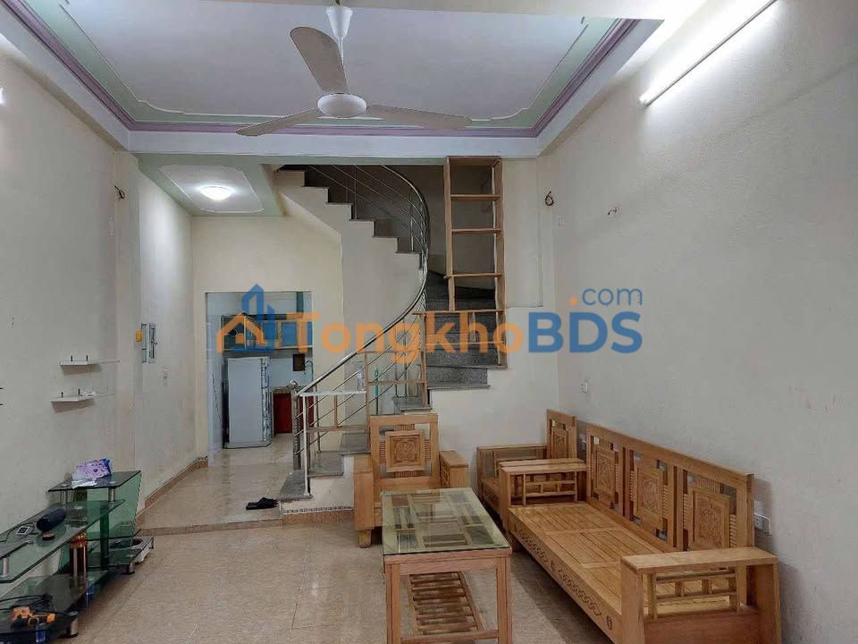 Cho thuê nhà 3 tầng Nguyễn Tri Phương 50m² giá 5 triệu - Sẵn sàng ở ngay!