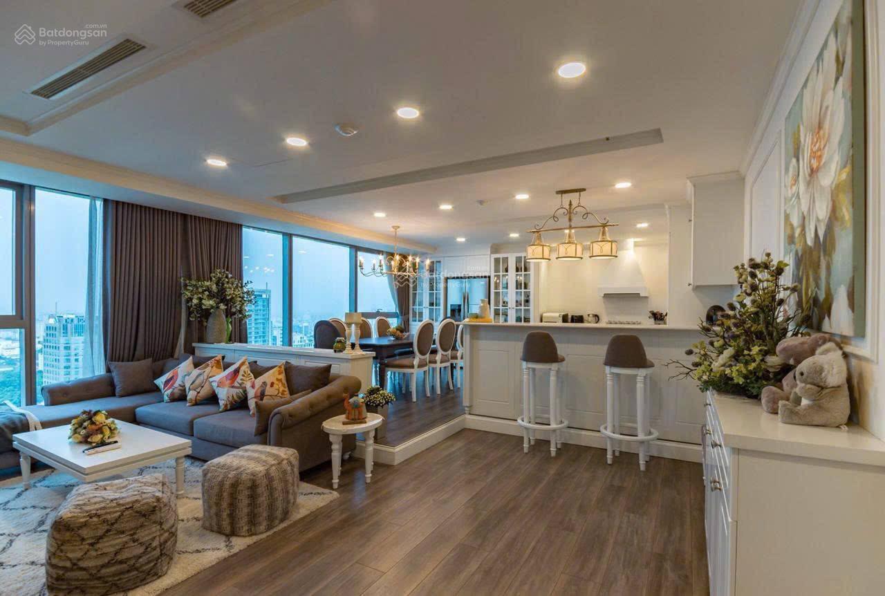 Căn hộ Vinhomes Đồng Khởi 160m² giá 34 tỷ - Đẹp sang trọng, view Nhà thờ Đức Bà