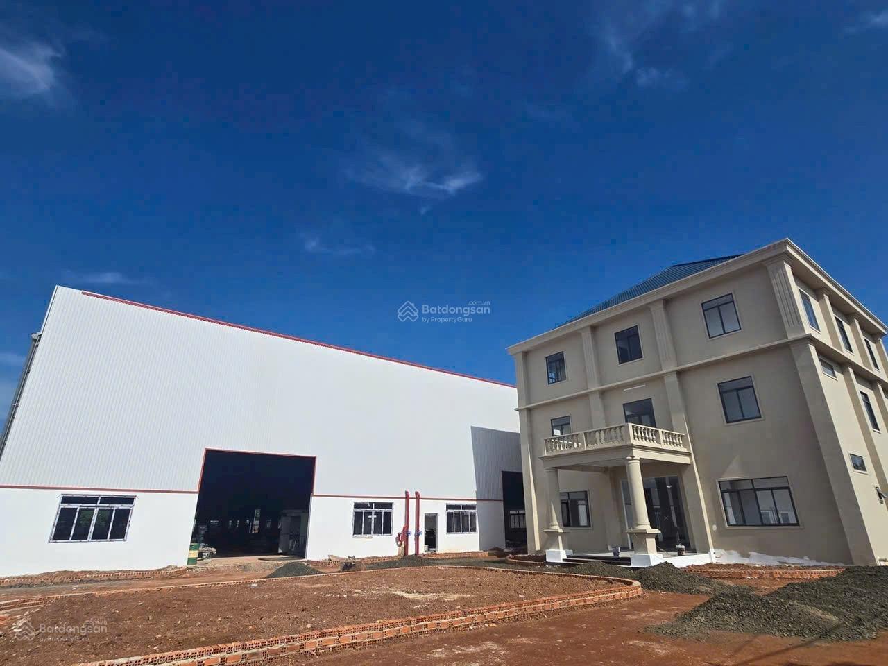 Bán xưởng trong KCN Becamex, Bình Phước 10.000m² - Đang cho thuê 600 triệu, hợp đồng còn 5 năm!