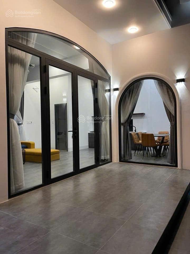 Biệt thự Phan Thiết 520m² giá thỏa thuận - Hồ bơi view đẹp, nội thất sang trọng!