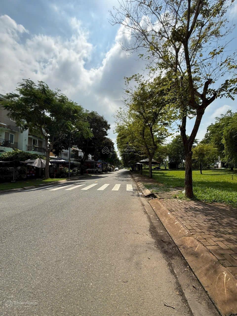 Đất nền chính chủ KDC Phong Phú 4, 100m² giá 7.2 tỷ - Sổ đỏ sang tên nhanh!