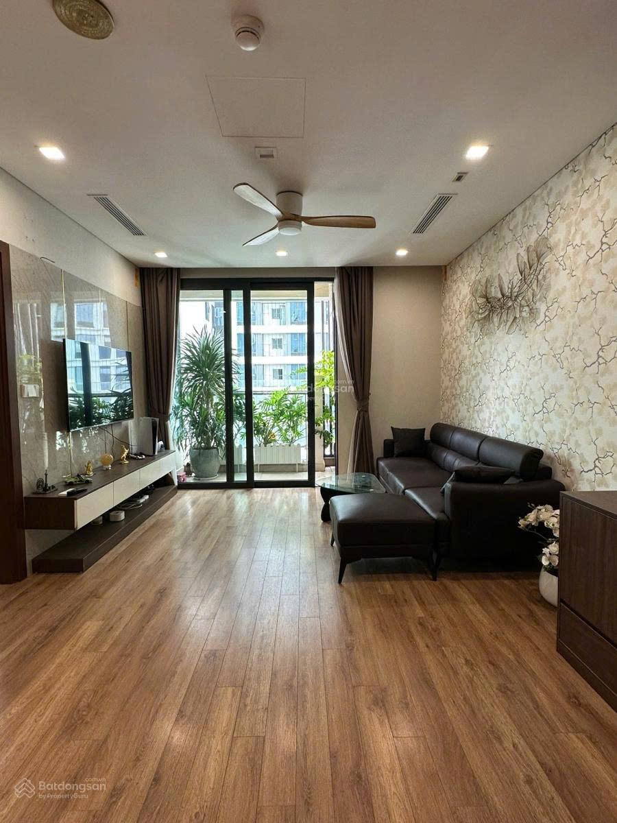 Căn hộ 130m² tại 57 Vũ Trọng Phụng - Ban công Đông Nam, nội thất cao cấp chỉ 7.8 tỷ!