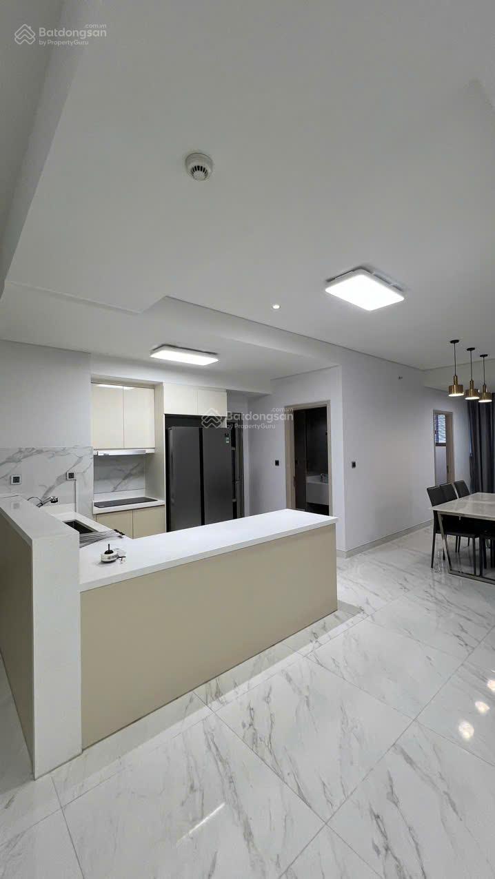 Căn hộ 3PN Midtown Phú Mỹ Hưng Q7 127m² giá 13,2 tỷ - Chính chủ bán gấp!