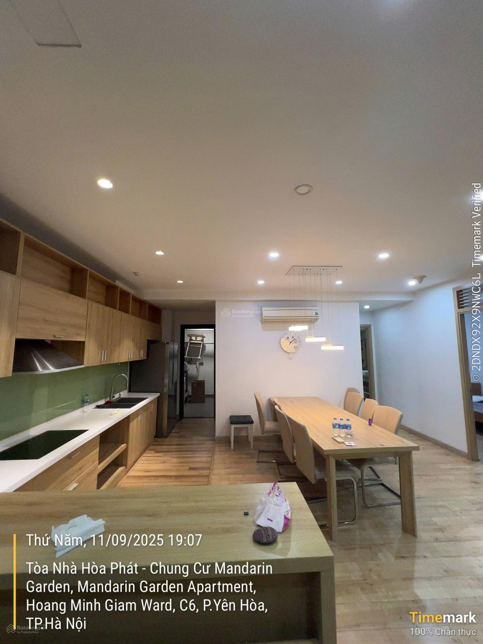 Căn hộ chung cư Mandarin Garden 130m² giá 33 triệu - Full đồ sang trọng, vào ở ngay!