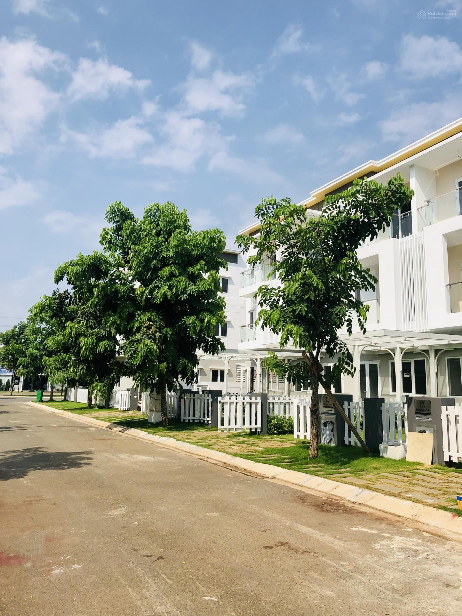 Nhà phố cho thuê tại Phú Hữu 80m² giá 16 triệu - An ninh 24/24