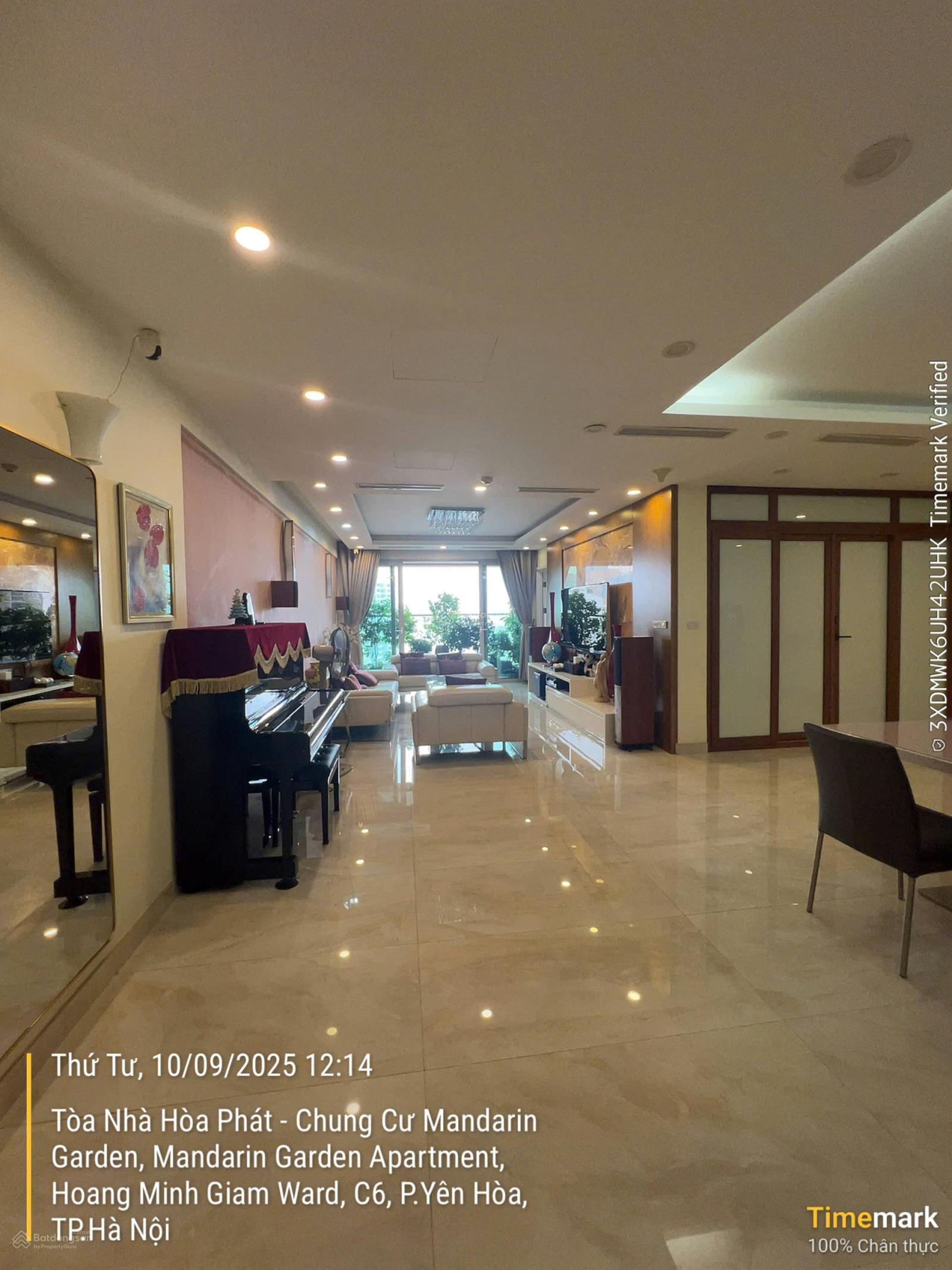 Căn hộ Mandarin Garden Cầu Giấy 172m² giá 33 triệu - Full nội thất, vào ở ngay!