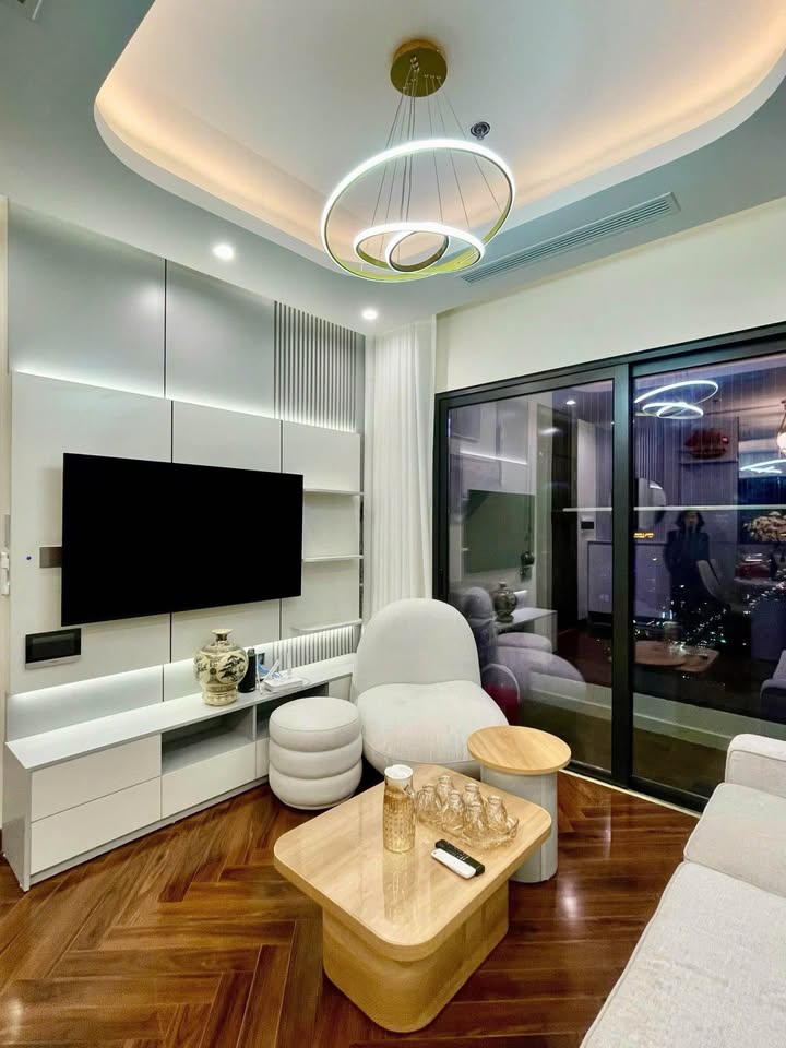 Căn hộ Diamond Crown Hải Phòng 56m² tầng cao, full nội thất