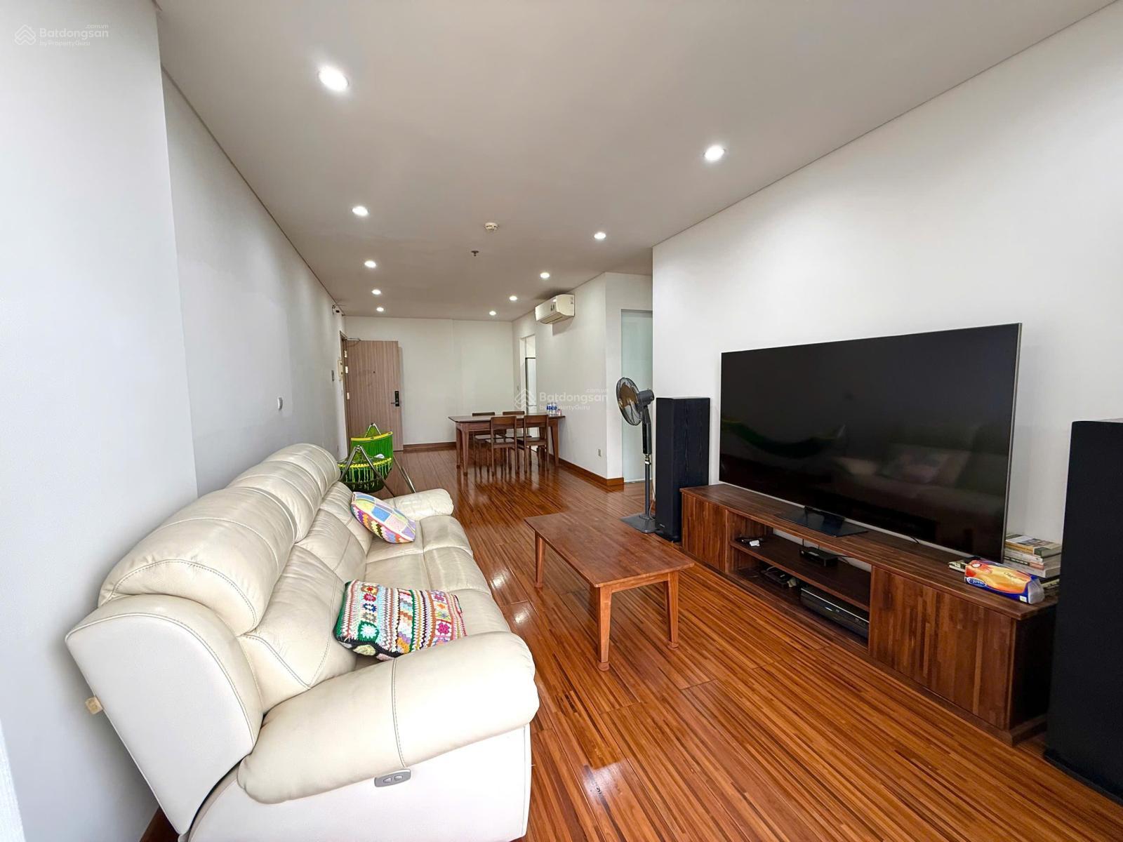 Cho thuê Căn hộ HaDo Centrosa Garden 3PN 107m² - Giá 28 Triệu/Tháng