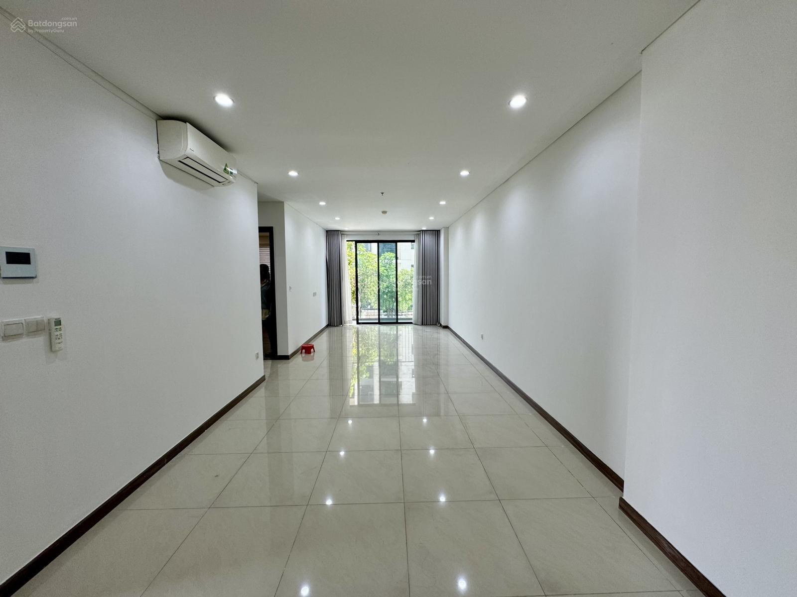 Cho thuê căn hộ Hà Đô Centrosa Quận 10 - 87m² - Nội thất cơ bản