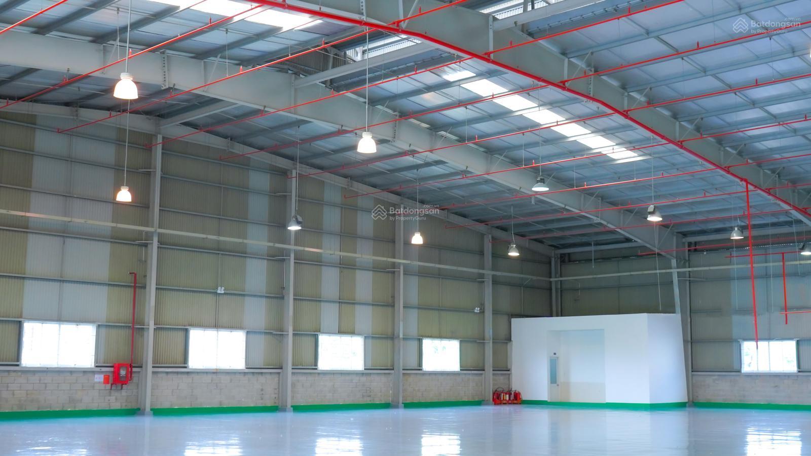 Thuê Nhà Xưởng KCN Long Hậu 1400m² - PCCC Tự Động, Hoạt Động Ngay!