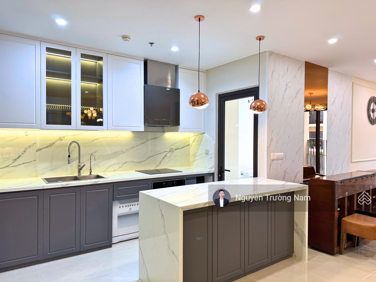 Căn hộ Hà Đô Centrosa 88m² 2PN giá 10 tỷ - Full nội thất cao cấp