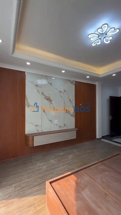 Nhà liền kề Tư Đình Long Biên 40m² - Đầu tư sinh lời