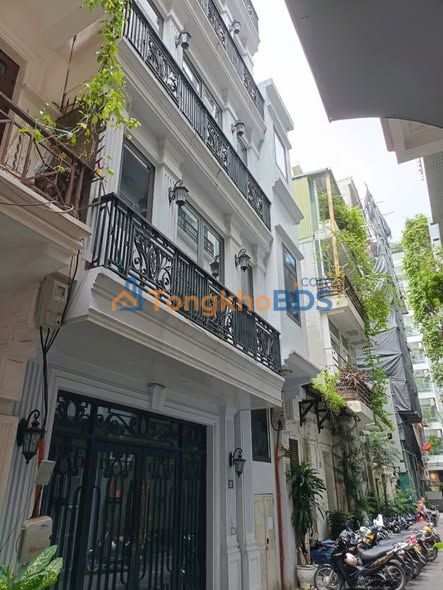 Nhà Phố Kinh Doanh Trần Hưng Đạo, Hoàn Kiếm 115m² - Dòng Tiền 600 Triệu/Tháng