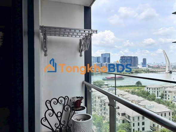 Căn hộ Vinhomes Golden River Q1 78m² - View đẹp, sổ hồng