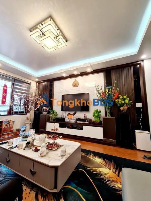 Nhà mặt đường Yết Kiêu Hạ Long 60m² - Ô tô vào tận nhà