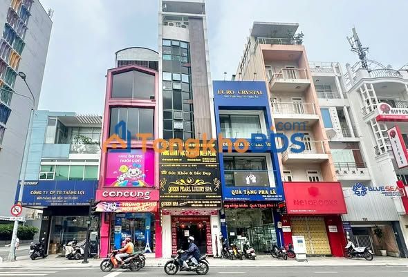 Tòa nhà mặt tiền Nguyễn Bỉnh Khiêm Q1 74m² - Mặt tiền kinh doanh