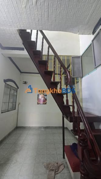 Nhà riêng Q1 Hồ Hảo Hớn 27m² ô tô vào tận cửa