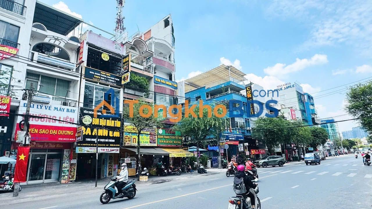 Nhà góc 2MT Nguyễn Gia Trí Bình Thạnh 80m² - Mặt tiền kinh doanh
