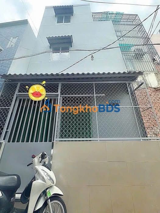 Nhà 3 tầng Đoàn Văn Bơ Q4 18m² - Chính chủ bán