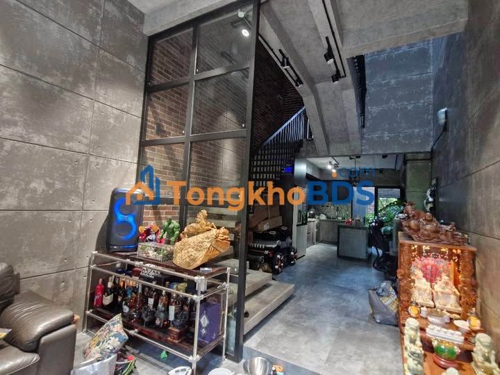Nhà riêng Phú Hữu Q9 64m² 3 tầng - Chính chủ bán