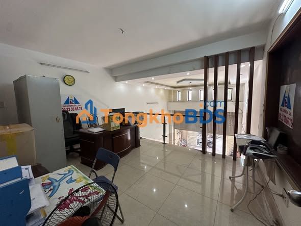 Nhà phố Bờ Bao Tân Thắng 100m² - Ô tô vào tận nhà