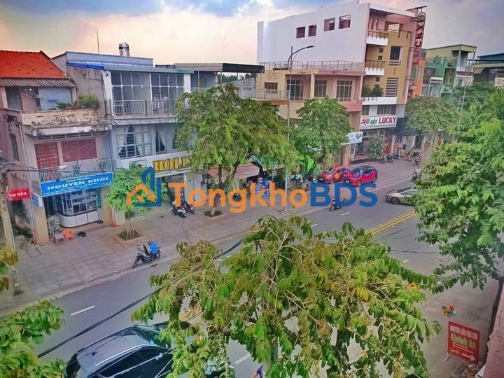 Nhà phố MT 30/04 Biên Hòa 150m² - Mặt tiền kinh doanh