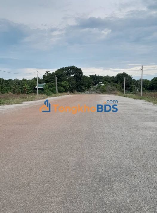 Đất nền Tân Phú Đồng Phú 150m² giá 700 triệu - Đường to ô tô