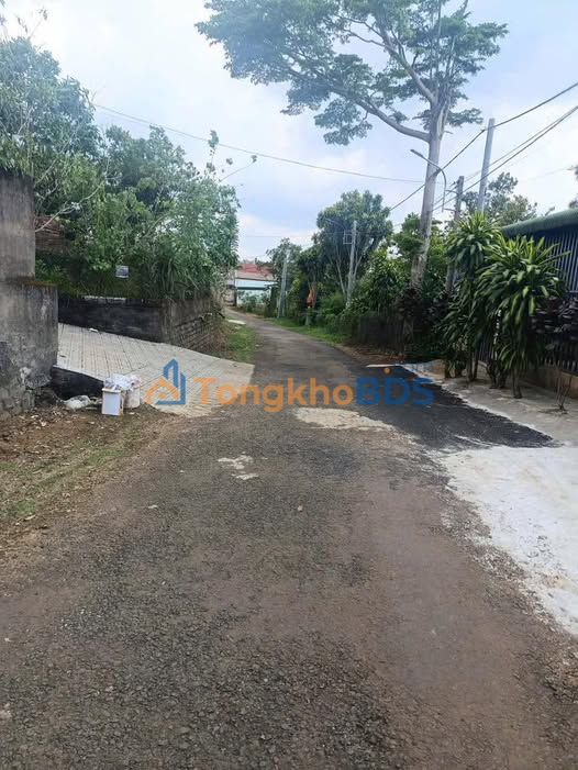 Nhà phố Phó Đức Chính Bảo Lộc 301m² 1.75 tỷ - Mặt tiền KD