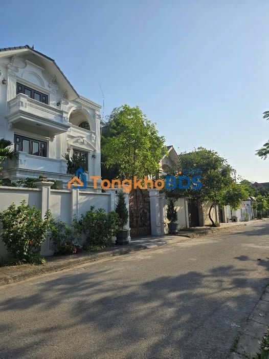 Biệt thự xây thô Hoàn Sơn Tiên Du 465m² - Sổ hồng sẵn