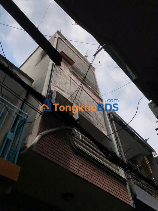 Nhà riêng Cao Đạt Q5 24m² - Full nội thất, sẵn ở ngay