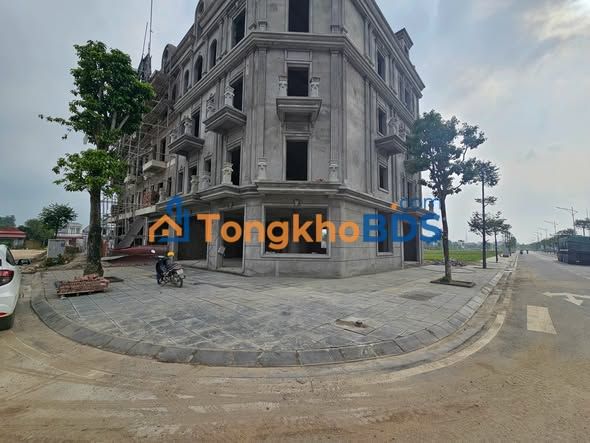 SHOPHOUSE GÓC KĐT ÂU CƠ 1000M2 - ĐỐI QUẢNG TRƯỜNG GIÁ 40 TRIỆU/THÁNG