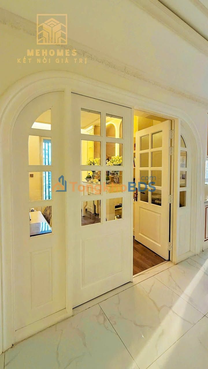 Căn hộ Diamond Centery Tân Phú 121m2 – View đẹp, full nội thất