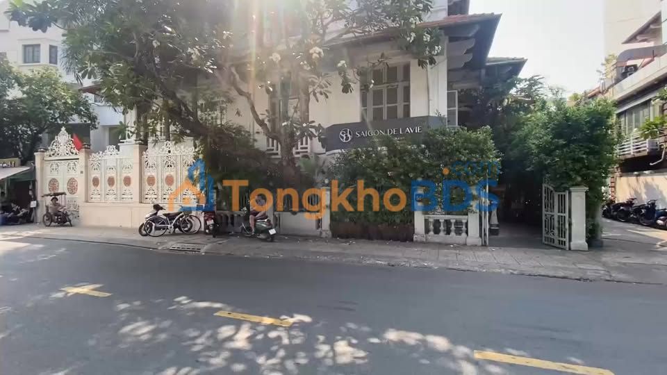 Biệt thự góc 3 mặt tiền Tú Xương Q3 230m² - Dòng tiền ổn định