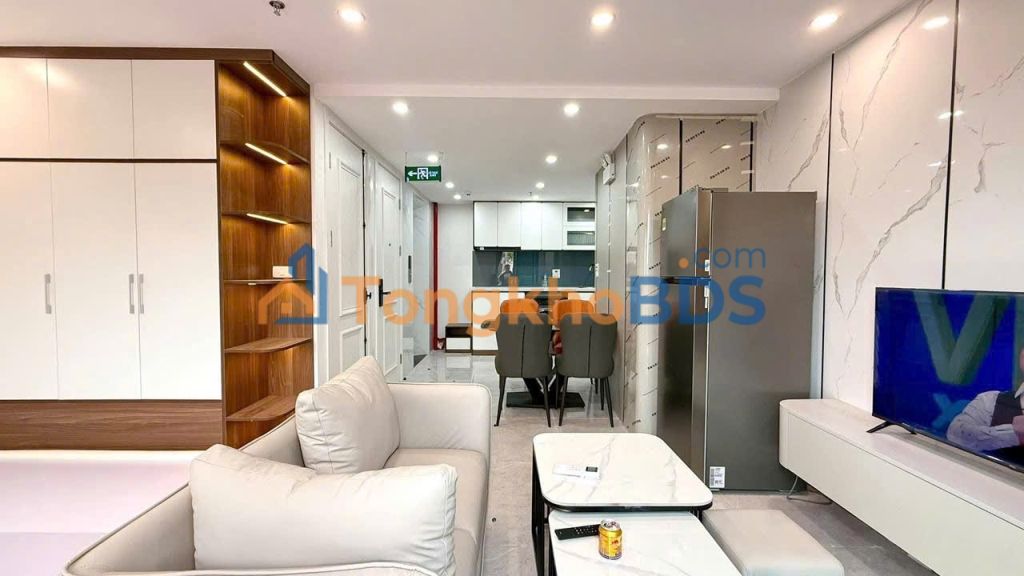 Nhà 8 tầng Long Biên 64m² giá 15,2 tỷ - Giá tốt hiếm có