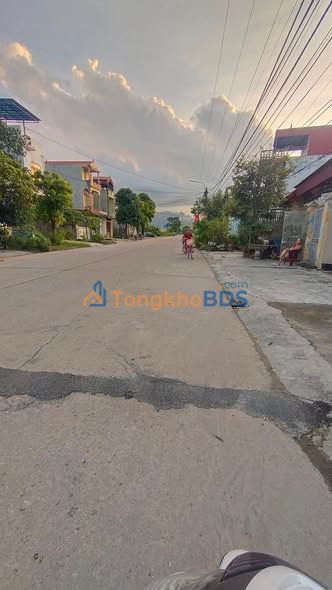 Đất nền Ngô Gia Tự Phù Vân 80m² - Đường to ô tô