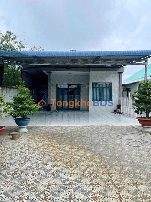 Nhà riêng Hòa Phú Củ Chi 650m² - Sân đỗ 4 ô tô