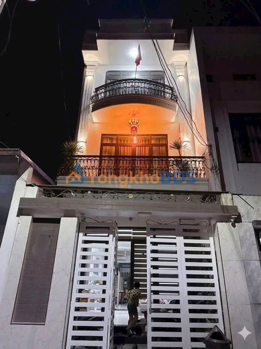 Nhà 3 tầng Ngô Quyền Hải Phòng 75m² ô tô vào tận nhà