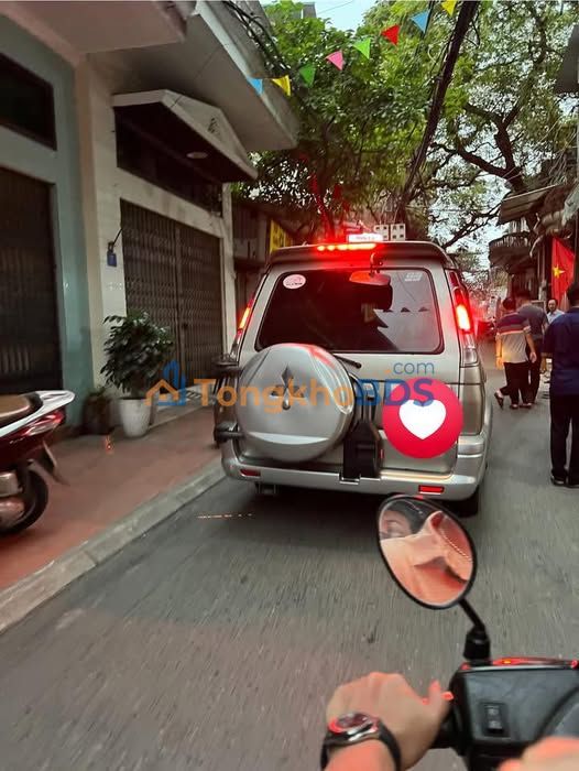 Nhà riêng Đức Giang, Long Biên 31m² - 7.6 tỷ - Ô tô vào tận nhà!