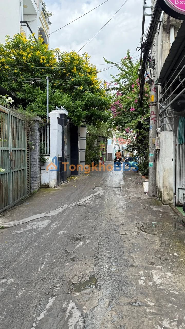 Nhà riêng Quận 7 120m² giá 6.5 tỷ - Vị trí đẹp giá tốt hiếm có