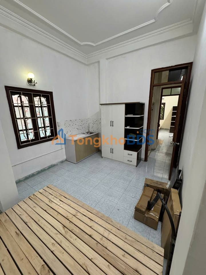 Phòng trọ Nguyễn Chí Thanh 3 triệu/tháng tầng cao thoáng