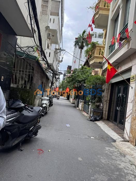 Nhà riêng Định Công 50m² ô tô vào tận nhà giá 8.15 tỷ