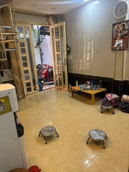 Nhà riêng Âu Dương Lân Quận 8 giá 3.25 tỷ - Vị trí đẹp