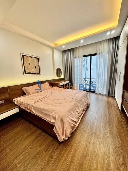 Nhà riêng Tân Thuỵ Long Biên 30m² - Ô tô vào tận nhà