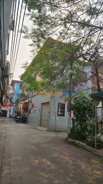 Nhà riêng Đức Giang 52m² 12.5 tỷ - Ô tô vào tận nhà!