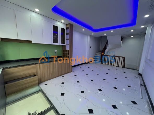 Nhà mặt phố Siêu Quần 40m² 7 triệu - Mặt tiền kinh doanh