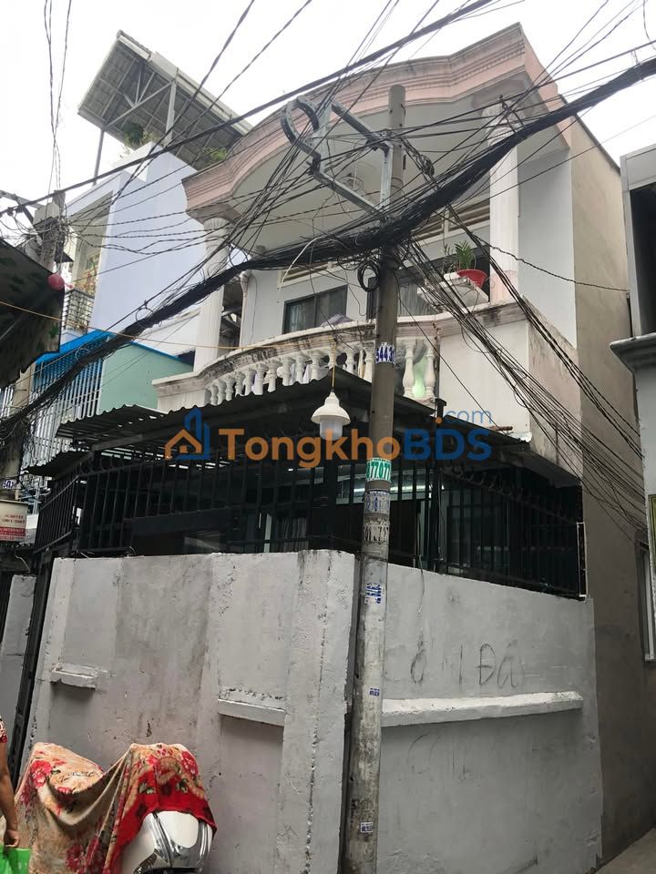Nhà riêng Bình Thạnh 104m² giá 7.8 tỷ - Sổ hồng sẵn, vị trí đẹp!
